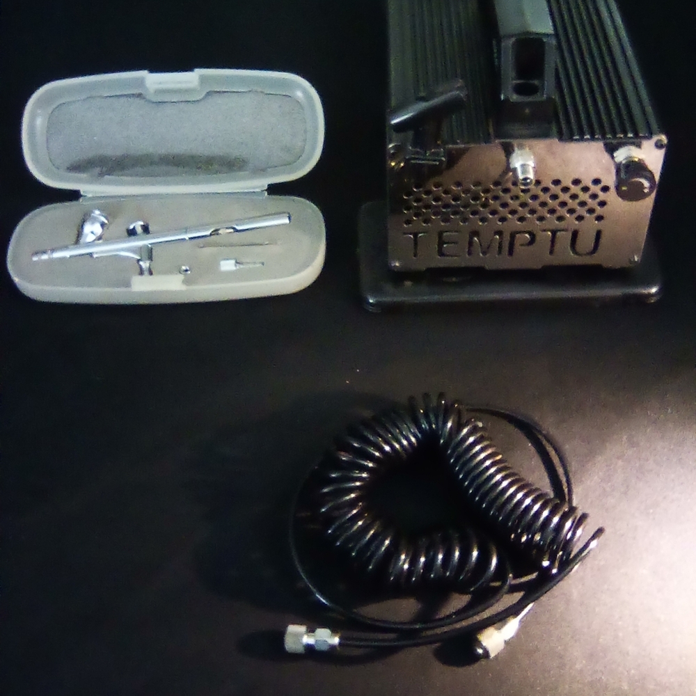Temptu Air brush system